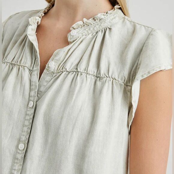Rails Light Gray Ruffle Sleeve Top - Picture 4 of 14